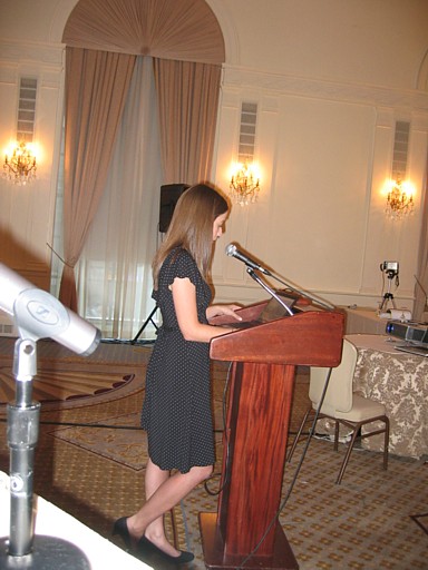 Elaine N� Braon�in, Irish Arts Center