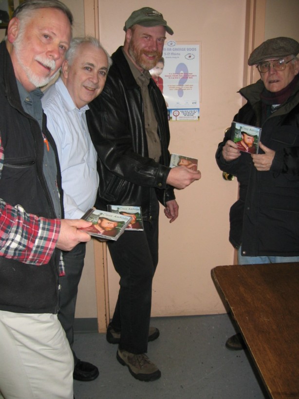 Tom, Pat, S&eacute;amas, S&eacute;amas' CD launching, 2004