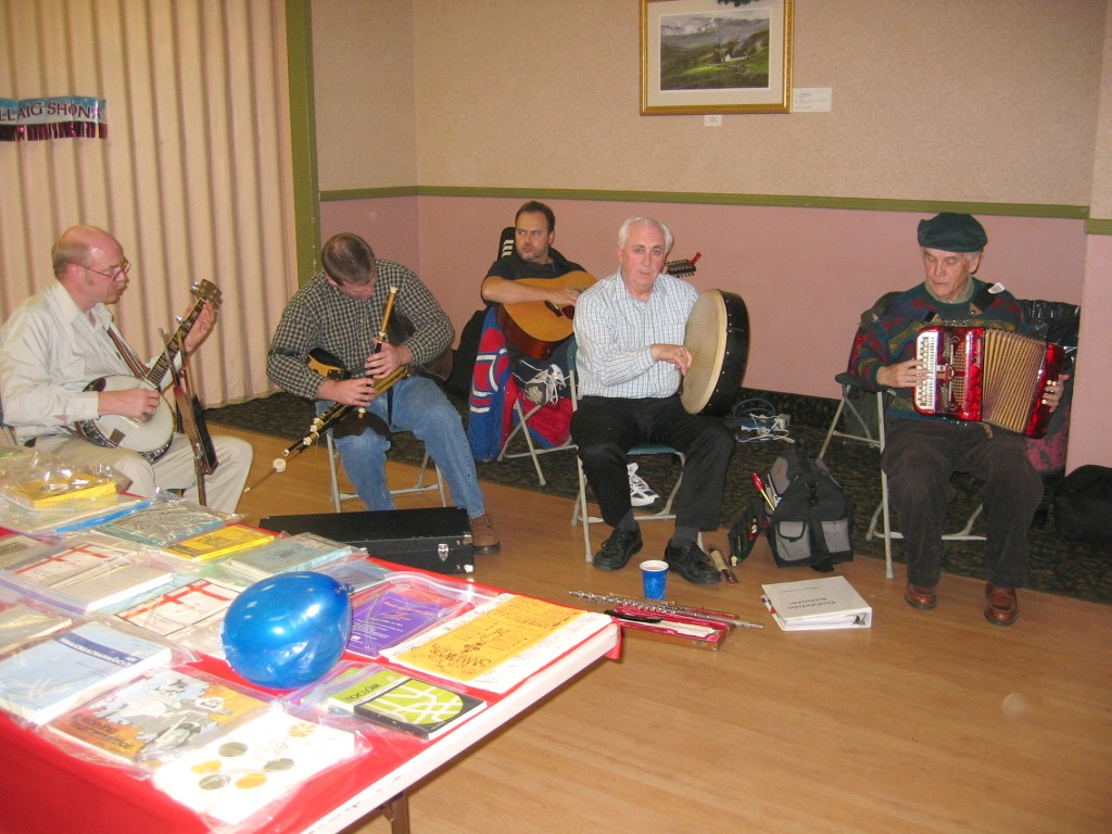 Na Buachaill&iacute; D&aacute;na